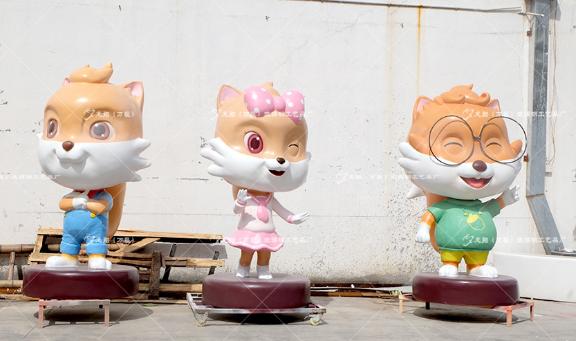 卡通雕塑為什么和真是的動(dòng)物區(qū)別這么大呢？